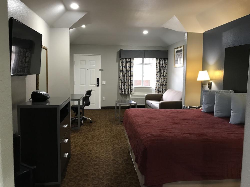 Camelot Inn And Suites Aldine Dış mekan fotoğraf