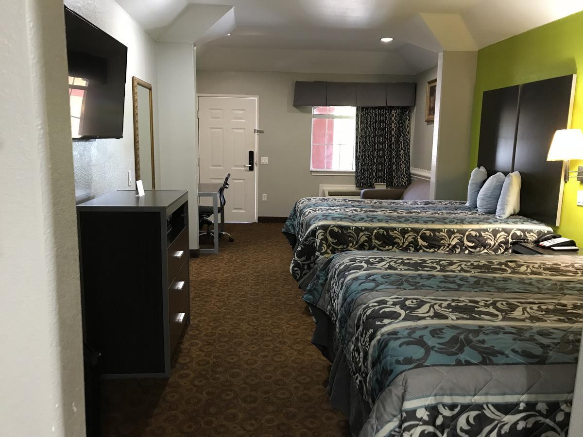 Camelot Inn And Suites Aldine Dış mekan fotoğraf