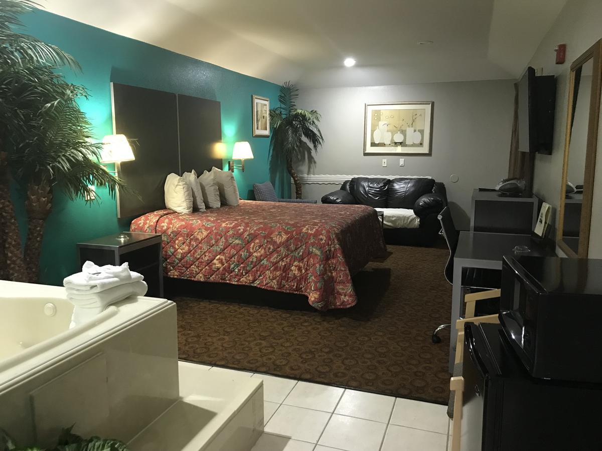 Camelot Inn And Suites Aldine Dış mekan fotoğraf