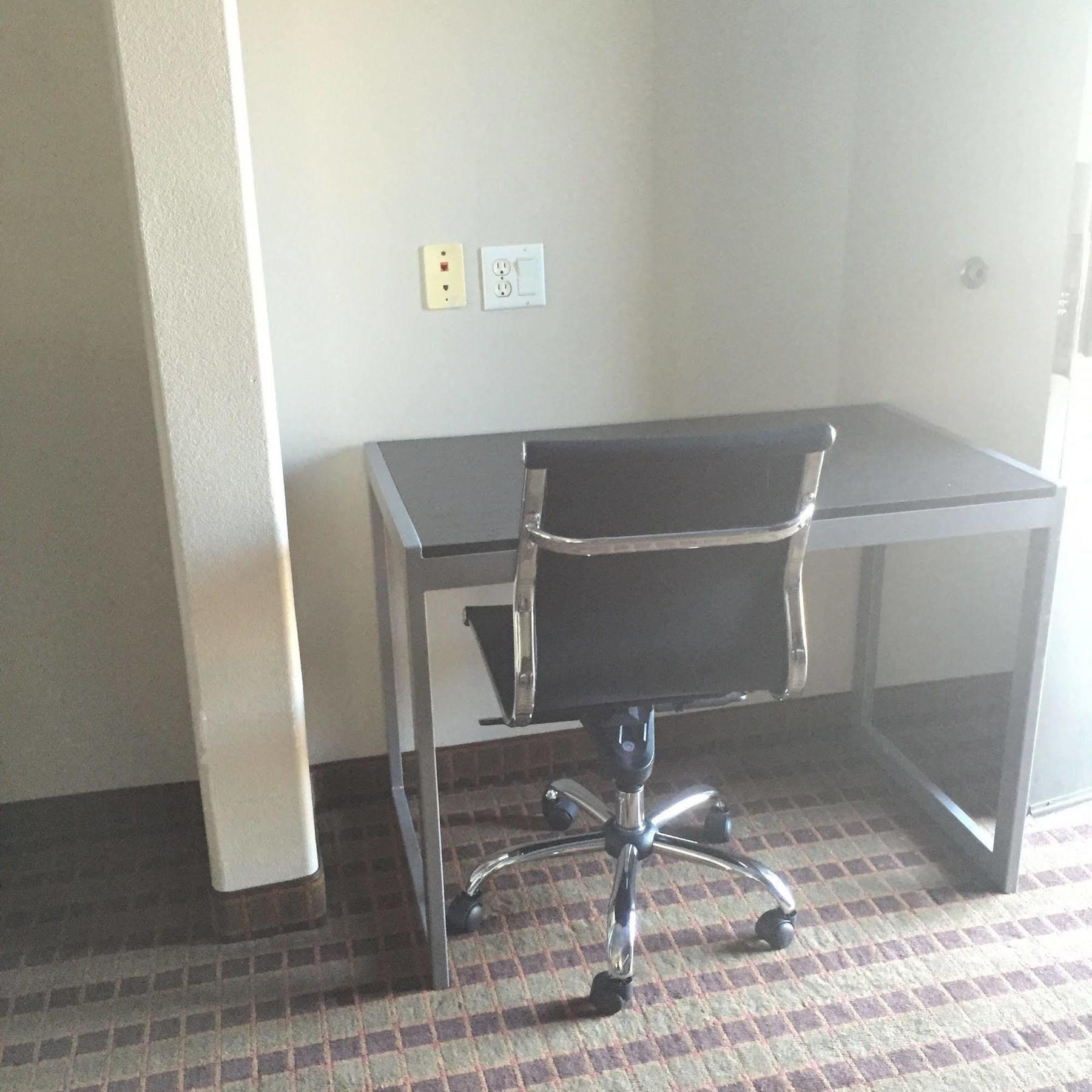 Camelot Inn And Suites Aldine Dış mekan fotoğraf